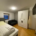 Zentrale 3 Mit Parkplatz Daire *