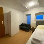 Zentrale 3 Mit Parkplatz *