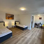 Daire Zentrale 3 Mit Parkplatz Neumünster