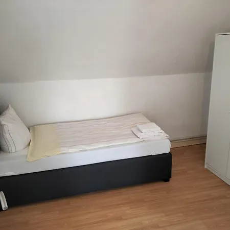 Zentrale 3 Mit Parkplatz Daire