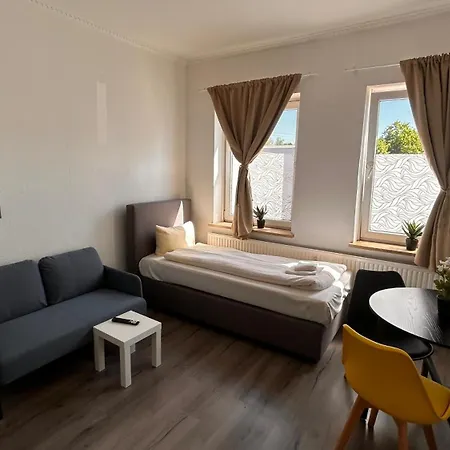 Zentrale 3 Mit Parkplatz Daire