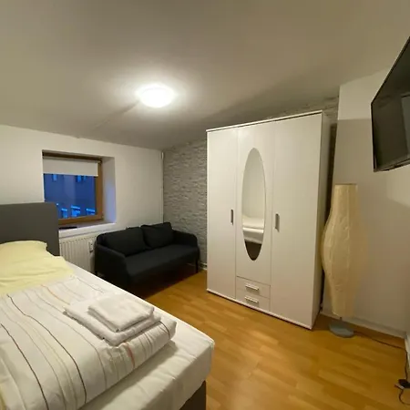 Zentrale 3 Mit Parkplatz Daire *