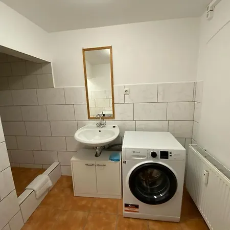 Zentrale 3 Mit Parkplatz Daire *