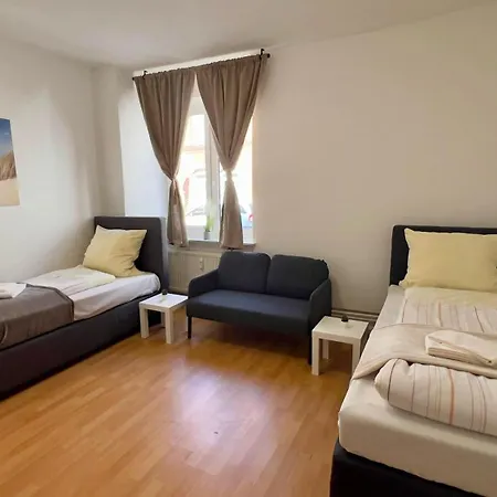 Zentrale 3 Mit Parkplatz Daire *