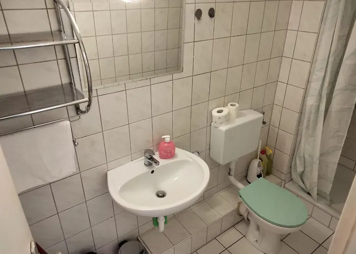Zentrale 3 Mit Parkplatz *