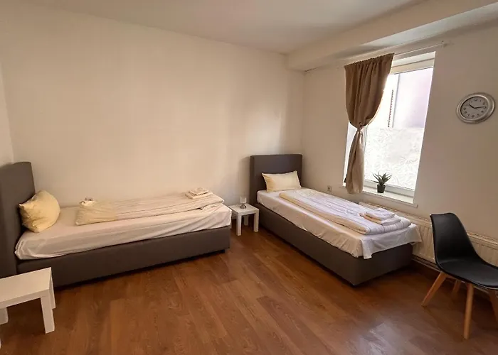 Zentrale 3 Mit Parkplatz *