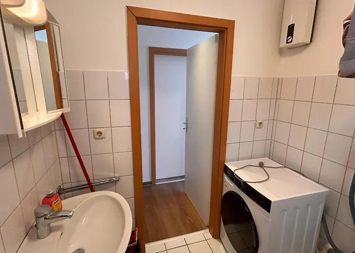 Zentrale 3 Mit Parkplatz Appartement Neumünster
