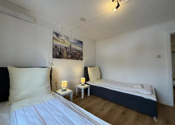 Zentrale 3 Mit Parkplatz *